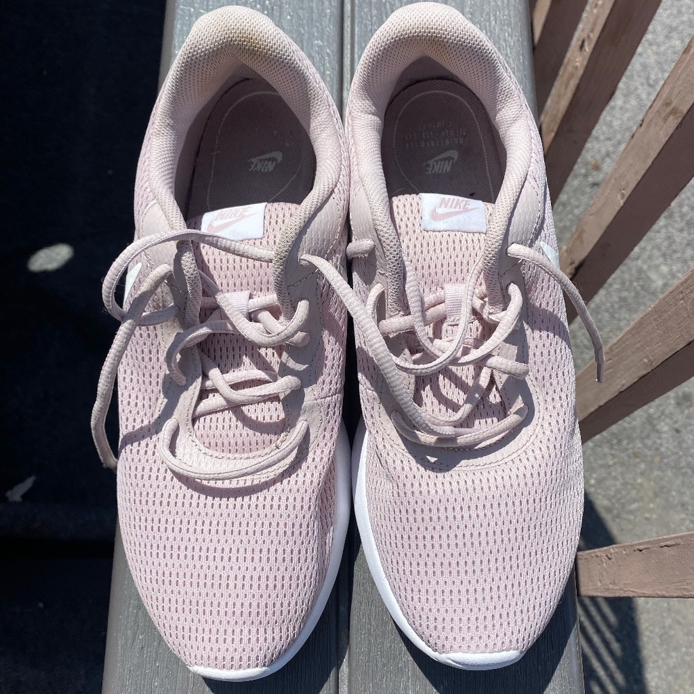 Nike Sneakers.